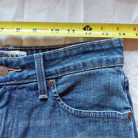 Signature Levi Jeans Women's Size 4/M At Waist Bootcut - Picture 7 of 9